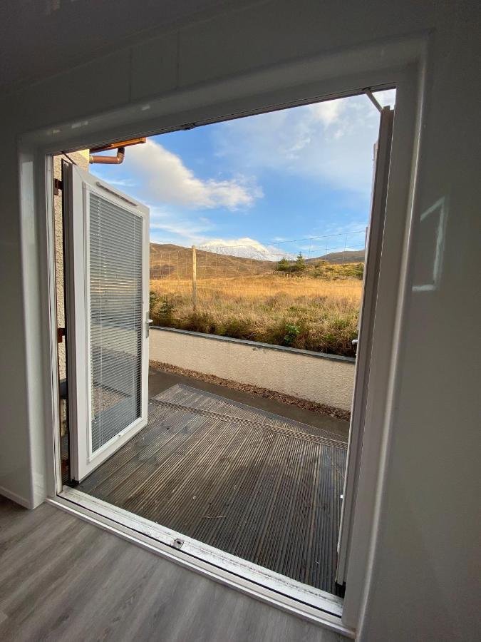 Highland Stays - Ben View Room & Jacuzzi Bath Fort William Exterior photo